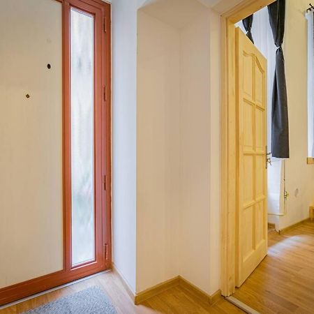 2 Bedroom Flat In The Dob Street, Venus Βουδαπέστη Εξωτερικό φωτογραφία