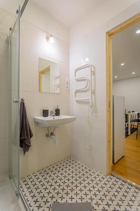 2 Bedroom Flat In The Dob Street, Venus Βουδαπέστη Εξωτερικό φωτογραφία